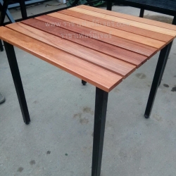 โต๊ะอาหารไม้เต็ง ขนาด 80*80*75 ซม