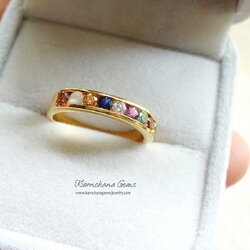 แหวนพลอยนพเก้า แหวนแถวฝังพลอย 9 ชนิด ตัวเรือนทอง 90% เพชรแท้ขนาด 0.05 กระรัต และพลอยแท้ตรงตามตำราโบราณ เพื่อความเป็นสิริมงคลสูงสุด