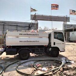 ดูดส้วมถนนหลังสวน 082-0047597 ช่างดุลย์