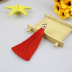 ขายส่ง พู่ไหมพริ้ว สีแดง จุกระฆังทอง golden bell ยาว 8ซม. (แพ็ค 1โหล/12ชิ้น)