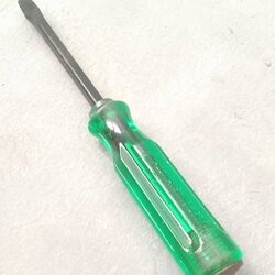 ไขควงทะลุ ตราหัวนก ( - )