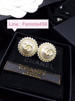 ต่างหู ชาแนล Chanel Earring ต่างหูชาแนลมุก (สีทองอ่อน)