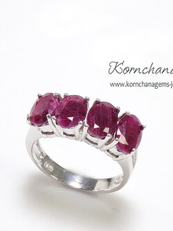 แหวนแถวพลอยทับทิมแท้ แหวนพลอยแดงอมชมพูเม็ดใหญ่ ใส่เท่ห์ๆ อัญมณีคนเกิดเดือนกรกฎา ตัวเรือนเงินแท้ ชิ้นงานประณีต จัดส่งรวดเร็ว