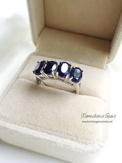 แหวนแถวพลอยไพลินแท้ พลอยสีน้ำเงินเข้มสวยทรงวงรี พลอยสำหรับคนเกิดเดือนกันยา ตัวเรือนเงินแท้ ชิ้นงานประณีต จัดส่งรวดเร็ว