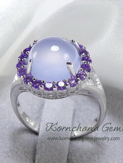 แหวนพลอยคนเกิดวันศุกร์ แหวนพลอยโมราหลังเบี้ยสีฟ้าพยับหมอกล้อมพลอยอเมทิสท์สีม่วง สวยหวาน ตัวเรือนเงินแท้ ชิ้นงานคุณภาพ ประณีตสุดๆ