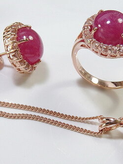 เซ็ทอัญมณี เครื่องประดับคนเกิดวันอาทิตย์ เซ็ทจี้พร้อมสร้อยทับทิมแท้ ต่างหูและแหวนทับทิม ตัวเรือนเงินแท้ชุบไมครอน ชิ้นงานคุณภาพสุดๆ ไม่พอใจยินดีคืนเงิน