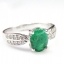 Emerald Ring แหวนมรกตสีเขียวเข้ม ฝังพลอยขาว white topaz ชุบทองคำขาว ตัวเรือนผลิตจากเงินแท้ silver925
