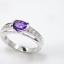 แหวนอเมทิสท์วงรี (แหวนพลอยสีม่วง) ตัวเรือนเงินแท้ฝังพลอยขาว white topaz