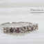 แหวนแถวพลอยเพทายสีน้ำตาลอ่อน Brown Zircon ดูหรู ดูดีสุดๆ มี 2 เฉดสี สีน้ำตาลเข้มและสีน้ำตาลอ่อน ใส่วงเดียวหรือใส่เป็นคู่ก็สวยค่ะ ตัวเรือนเงินแท้